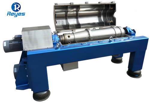 REYES Machinery decanter centrifuge for continuous solid-liquid separation and sludge dewatering