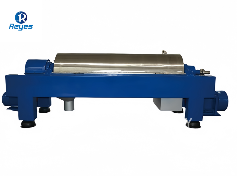 REYES Machinery decanter centrifuge for continuous solid-liquid separation and sludge dewatering